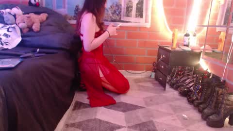 Snapshot of foxy_pet2 chatting on 09-27-25, 11:32 my name is Sofhia but you can call me any name you like Sir online show from 09-27-25, 11:32