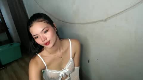 Snapshot of foxygoddess19 chatting on 01-28-25, 07:22 foxygoddess19 online show from 01-28-25, 07:22