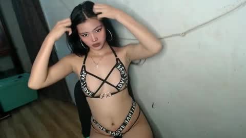 Snapshot of foxygoddess19 chatting on 01-28-25, 01:59 foxygoddess19 online show from 01-28-25, 01:59