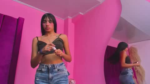 foxyhillx online show from 01-05-26, 09:51