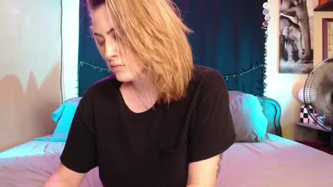 Snapshot of foxymalloryknoxy69 chatting on 05-31-26, 07:26 Mallory Koxx online show from 05-31-26, 07:26