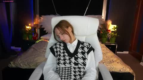 Maya online show from 04-20-26, 01:14