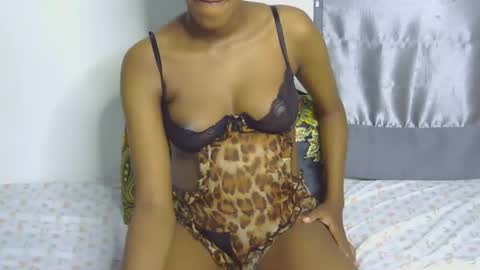 foxypennyy online show from 11-20-25, 06:57