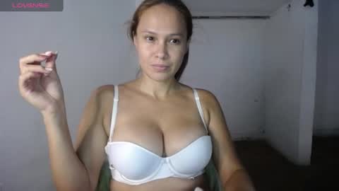 Dulce online show from 06-16-26, 09:17