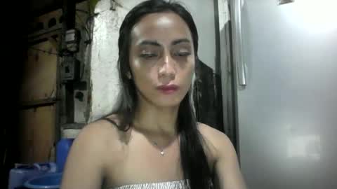 Snapshot of foxytheaxxx chatting on 05-31-26, 02:24 Thea online show from 05-31-26, 02:24