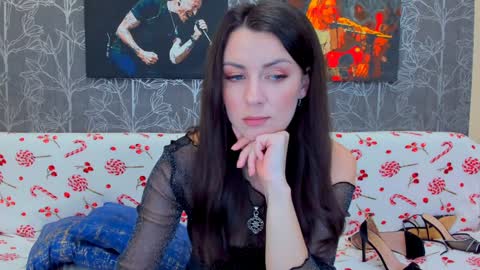 Snapshot of foxyx1 chatting on 12-15-24, 05:53 Foxy online show from 12-15-24, 05:53