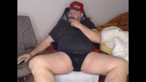 Snapshot of fraboys chatting on 03-12-25, 06:29 Fraboys online show from 03-12-25, 06:29