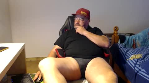 Fraboys online show from 04-12-26, 02:11