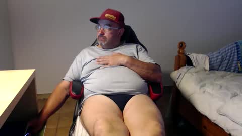Fraboys online show from 05-03-26, 01:17