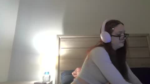 Angel online show from 06-16-26, 04:53