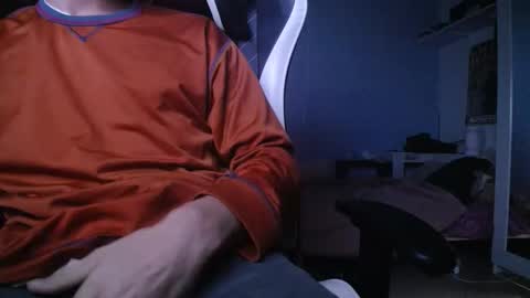 franceghj99 online show from 11-05-25, 08:20