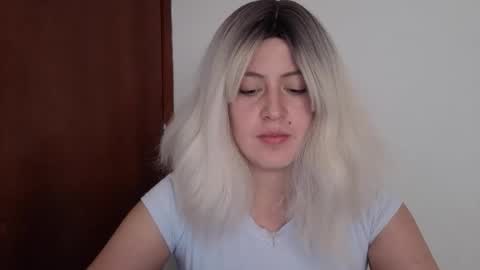 Francesca online show from 02-10-26, 09:41