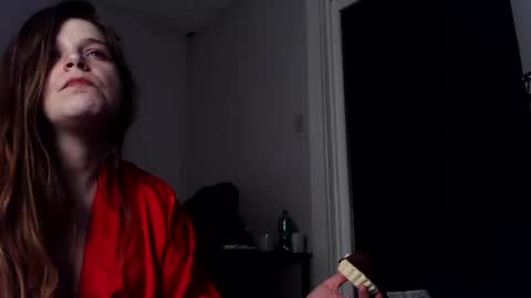 Snapshot of francescafey chatting on 02-18-26, 02:29 francescafey online show from 02-18-26, 02:29