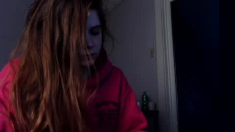 Snapshot of francescafey chatting on 02-18-26, 07:21 francescafey online show from 02-18-26, 07:21