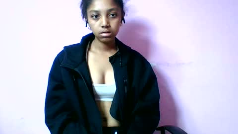 francia333068 online show from 06-15-26, 05:42