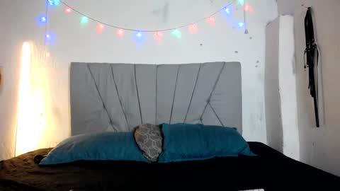 francihot4 online show from 02-23-26, 02:09