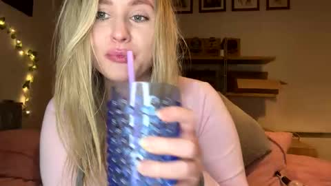 Francis Digby online show from 01-26-25, 12:26