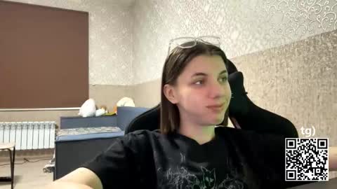 Melissa online show from 11-26-25, 07:04