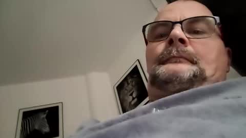 franciscomalin online show from 11-16-25, 08:42