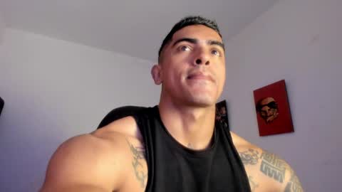 Snapshot of franco_ruiz_ chatting on 04-30-26, 12:11 franco online show from 04-30-26, 12:11