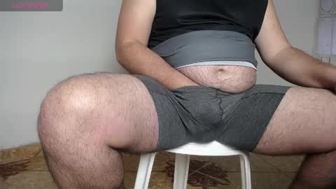 Snapshot of francoisroy chatting on 05-20-26, 03:40 Juan online show from 05-20-26, 03:40