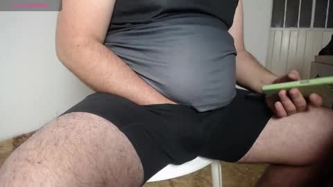 Snapshot of francoisroy chatting on 05-26-26, 02:51 Juan online show from 05-26-26, 02:51
