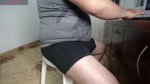 Snapshot of francoisroy chatting on 06-07-26, 03:32 Juan online show from 06-07-26, 03:32