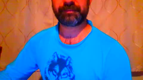 Snapshot of frank84848 chatting on 05-27-26, 08:39 Frank online show from 05-27-26, 08:39