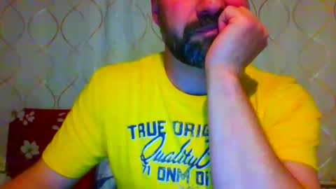 Snapshot of frank84848 chatting on 05-28-26, 08:06 Frank online show from 05-28-26, 08:06