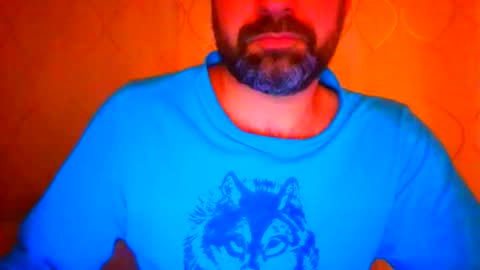 Snapshot of frank84848 chatting on 05-29-26, 09:13 Frank online show from 05-29-26, 09:13