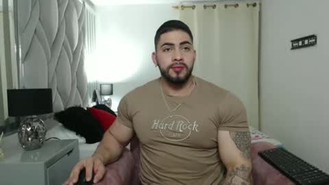 frank_foxx1 online show from 10-23-25, 04:56