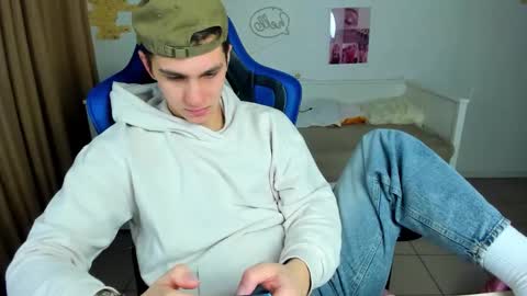 Frank online show from 02-21-26, 06:36