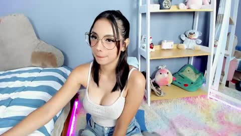 Sasha  online show from 06-04-26, 01:11