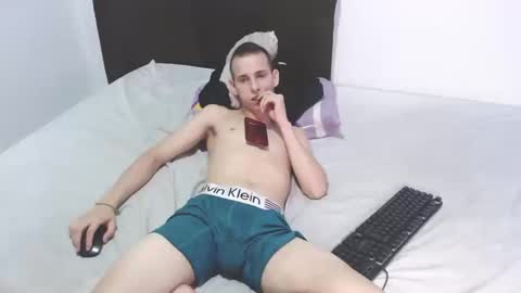 Frank online show from 09-19-25, 03:41