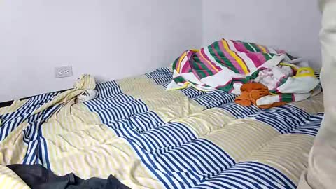 frankdanielsmolano online show from 05-09-26, 04:28