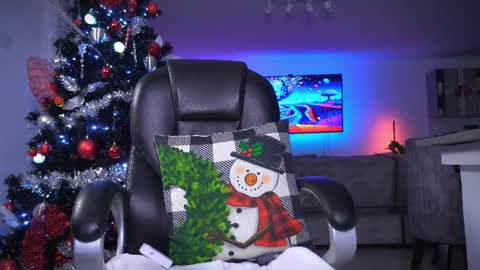 Frank Farrell. Hey remember to give me a thumbs up Ty online show from 12-23-25, 04:10