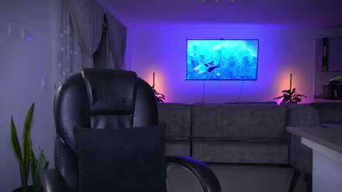 Frank Farrell. Hey remember to give me a thumbs up Ty online show from 02-03-26, 01:04