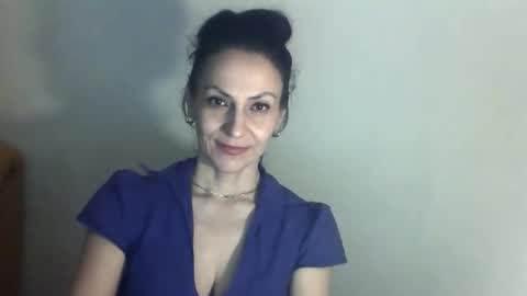 frankieteasing online show from 12-13-25, 08:58