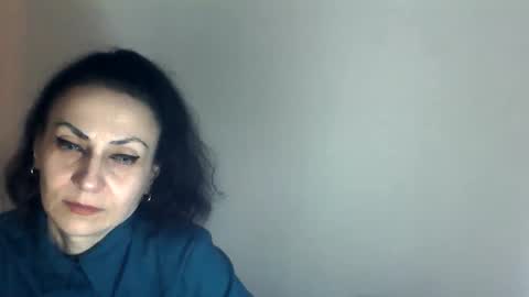 frankieteasing online show from 02-11-26, 09:42