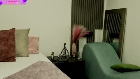 Fransheska online show from 06-06-26, 11:26