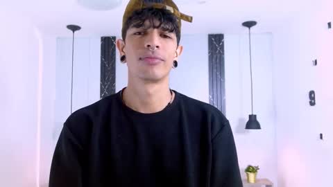 Franvill trato online show from 11-02-25, 03:58