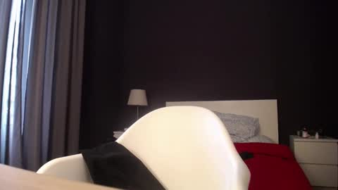Snapshot of frasalv chatting on 04-28-26, 12:43 francescosal online show from 04-28-26, 12:43