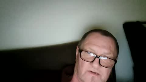 Wolfi online show from 03-26-26, 08:20