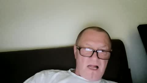 Wolfi online show from 05-22-26, 09:04