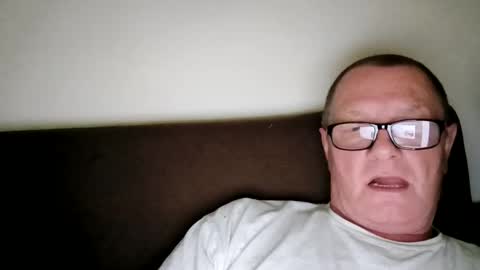 Wolfi online show from 06-04-26, 07:25