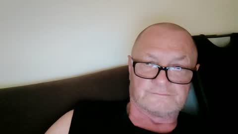 Wolfi online show from 06-23-26, 05:49