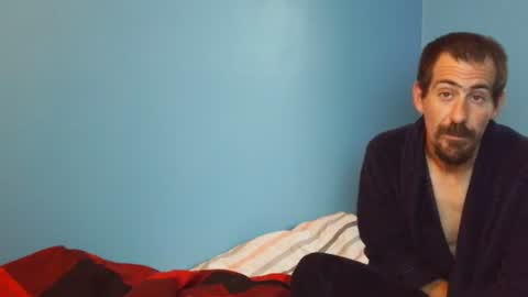 Snapshot of freaky_french chatting on 06-20-26, 03:04 Frenchy online show from 06-20-26, 03:04