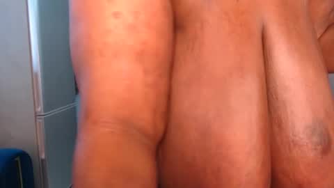 Kimmy online show from 11-28-25, 03:04