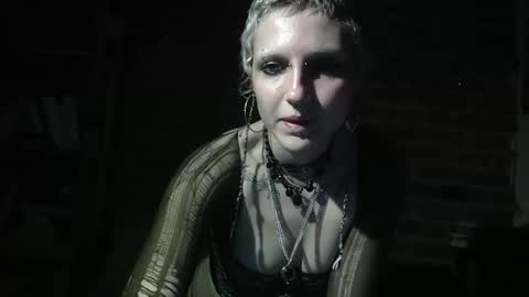 Lily Red online show from 05-17-26, 06:22