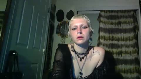 Lily Red online show from 06-05-26, 06:52